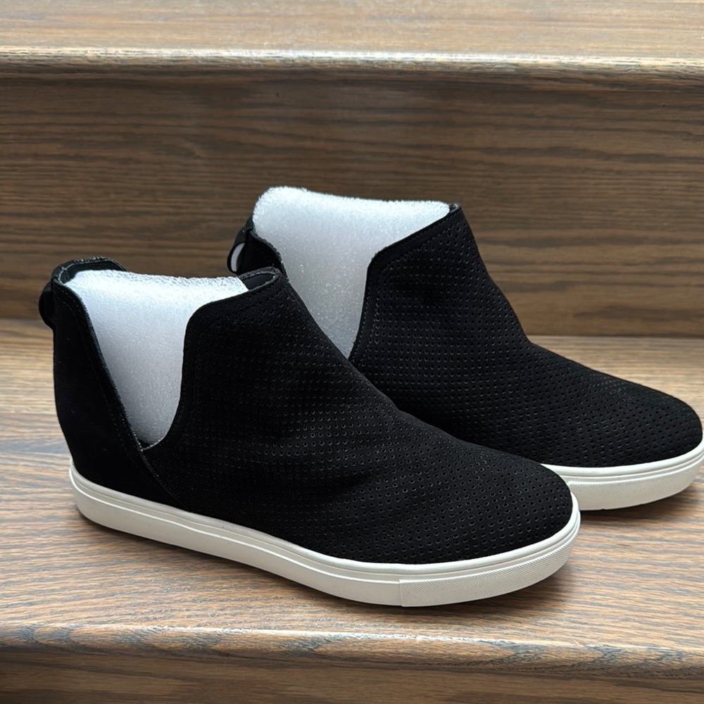 Steven By Steve Madden Black Slip-On Shoes